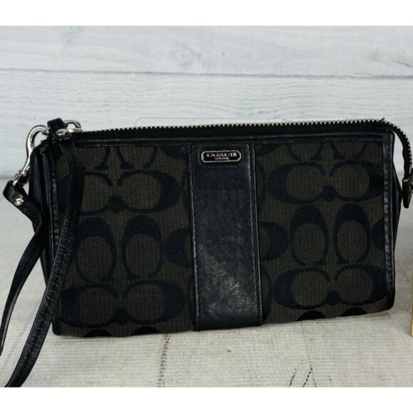 Coach Signature Jacquard Black Leather Trim 8"x4.5" Zip Pouch Wristlet Clutch - Picture 1 of 14